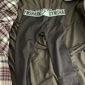 Gym shark leggings size S